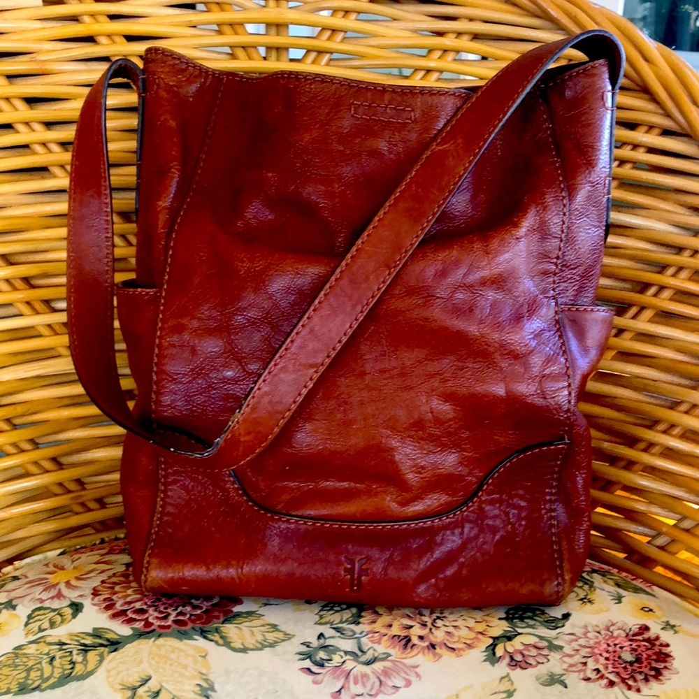 Leather Chestnut / brown Frye shoulder bag. Good condition.